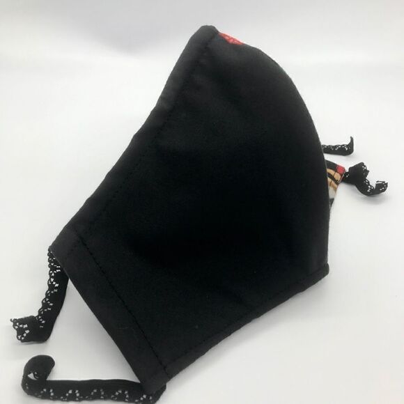 NWOT Alexander Henry Mask - Picture 2 of 3